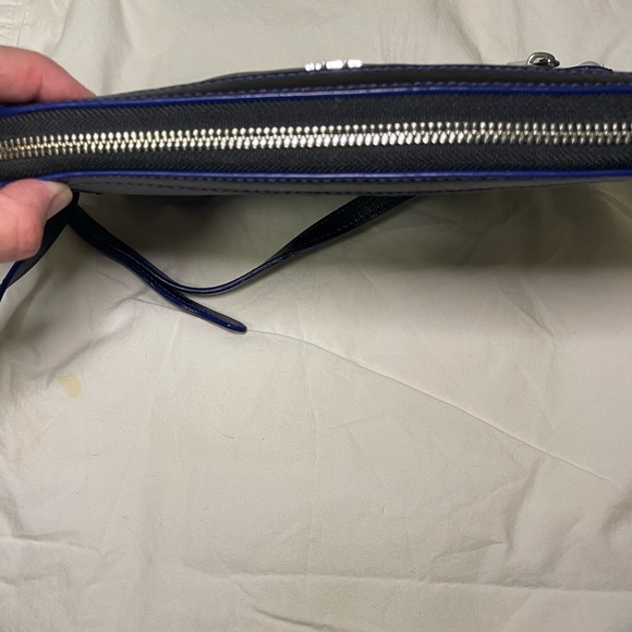 Lauren by Ralph Lauren Cross Body Bag - Picture 5 of 5